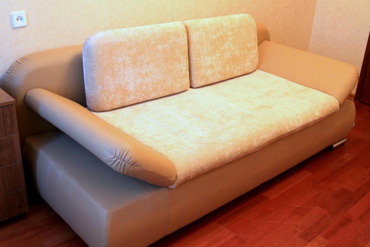 קייב Apartment Near Metro Akademgorodok מראה חיצוני תמונה